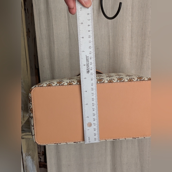 Tory Burch Blake handbag NWT - Picture 4 of 16